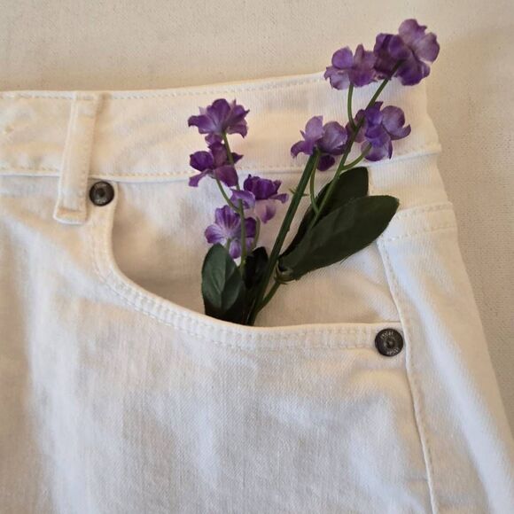 LOFT Womens Stretch Flat Front Denim Jean Mini Skirt White Light Wash Size 2 - Picture 4 of 9